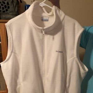 Men’s Columbia fleece vest